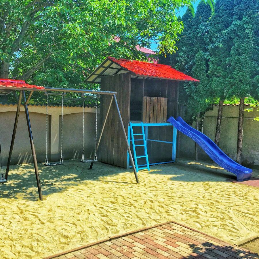 Iris Vendégház Hajdúszoboszló Exterior foto