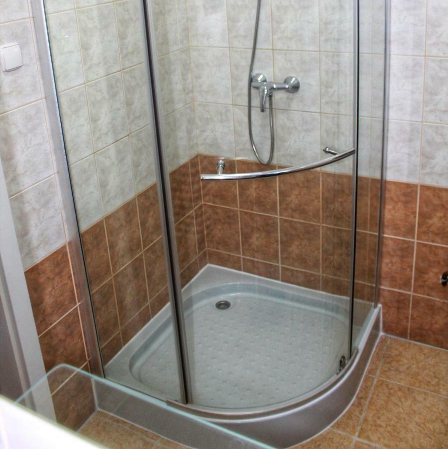 Iris Vendégház Hajdúszoboszló Exterior foto